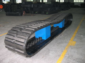 Un buen precio. Pistas de goma del descargador de Hitachi con la alta tracción y la estructura interna de Stong en línea